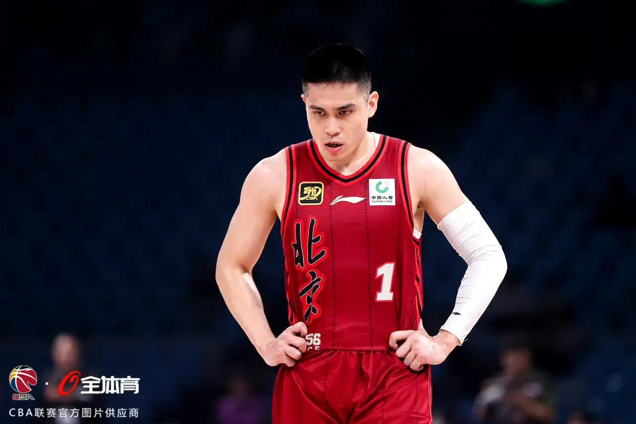 lol台服官网地址-里程碑夜！北京首钢更衣室发声，CBA季后赛清晨刷纪录，更衣室稳定，轮换策略成焦点的简单介绍